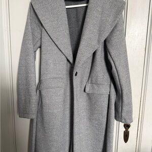 SHEIN Black and White Clothing Label